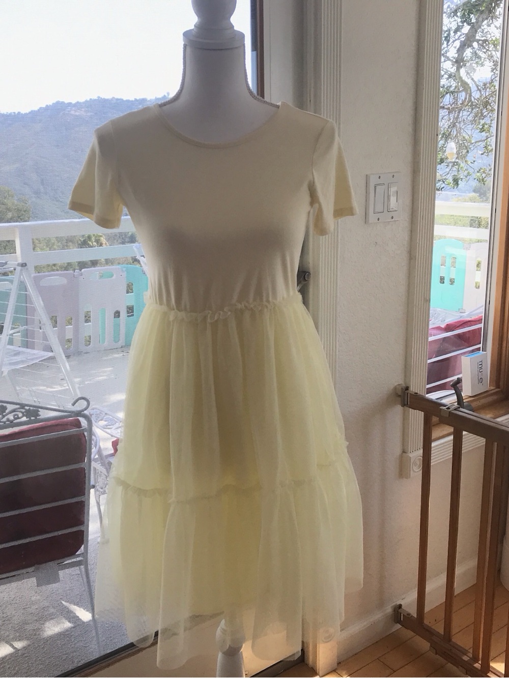 Cat & Jack Light Yellow Girls' Tiered Skirt Dress